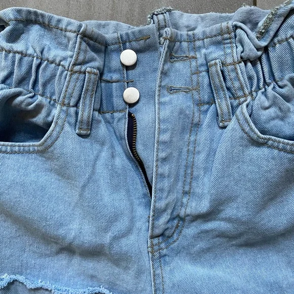 OAK + FORT Women's High Rise Jeans in Light Blue - Picture 5 of 5